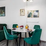 Sleepway Apartments- Garbary 100-46 아파트 포즈난