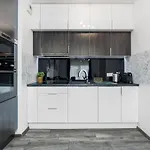 아파트 Sleepway Apartments- Garbary 100-46 *