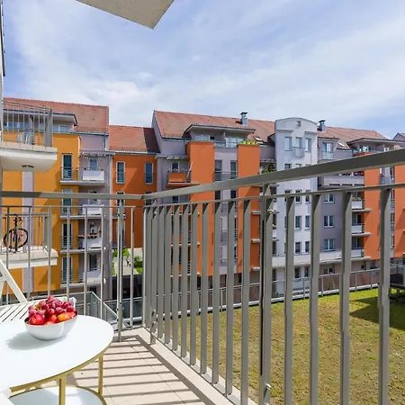 Sleepway Apartments- Garbary 100-46 דירה פוזנן