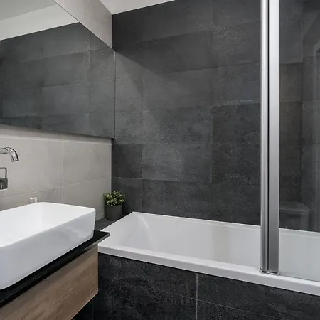 شقة Sleepway Apartments- Garbary 100-46